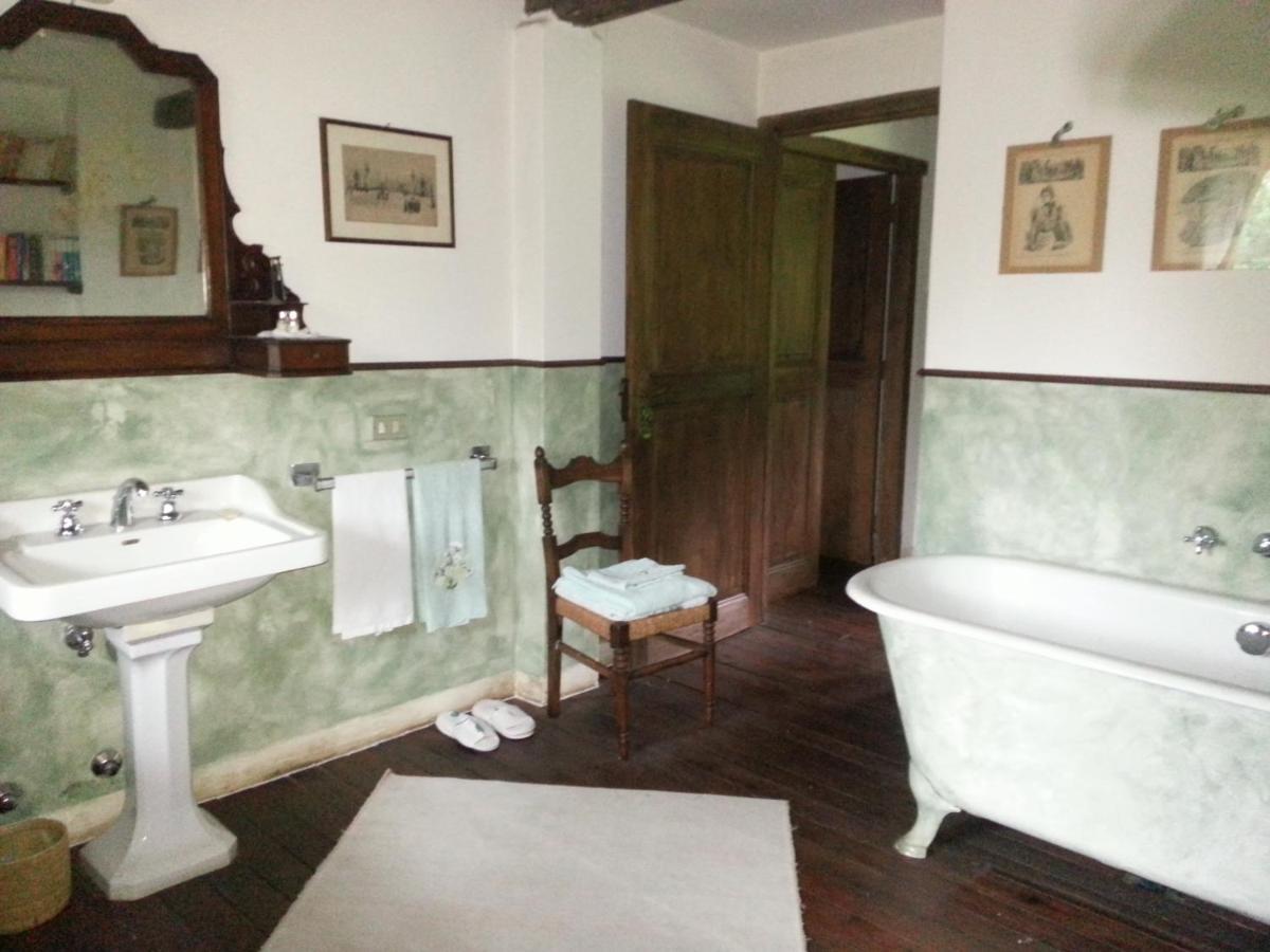 Hotel Antica Cascina Del Medico Muzzano Exterior foto