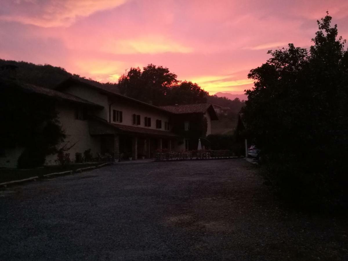 Hotel Antica Cascina Del Medico Muzzano Exterior foto